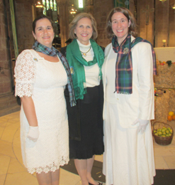 Pictured at Saint Giles’ Cathedral are Mari Noorai, president general Lynn Young and Rooksie Noorai. 