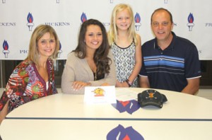 Pickens High School’s Lauren Harkins signed Monday to play golf at Emmanuel College. Pictured, from left, are Brenda Harkins, Lauren Harkins, Evie Harkins and Donnie Harkins.