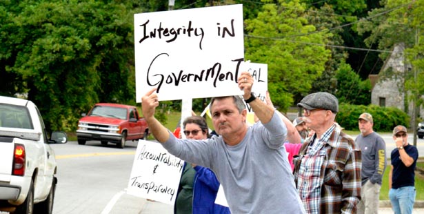 Liberty residents protest city budget